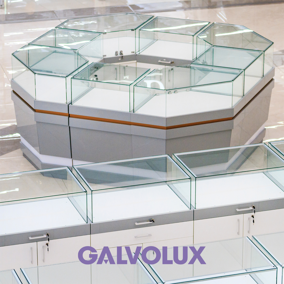 Glass showcases and UV bonding – We enhance your products